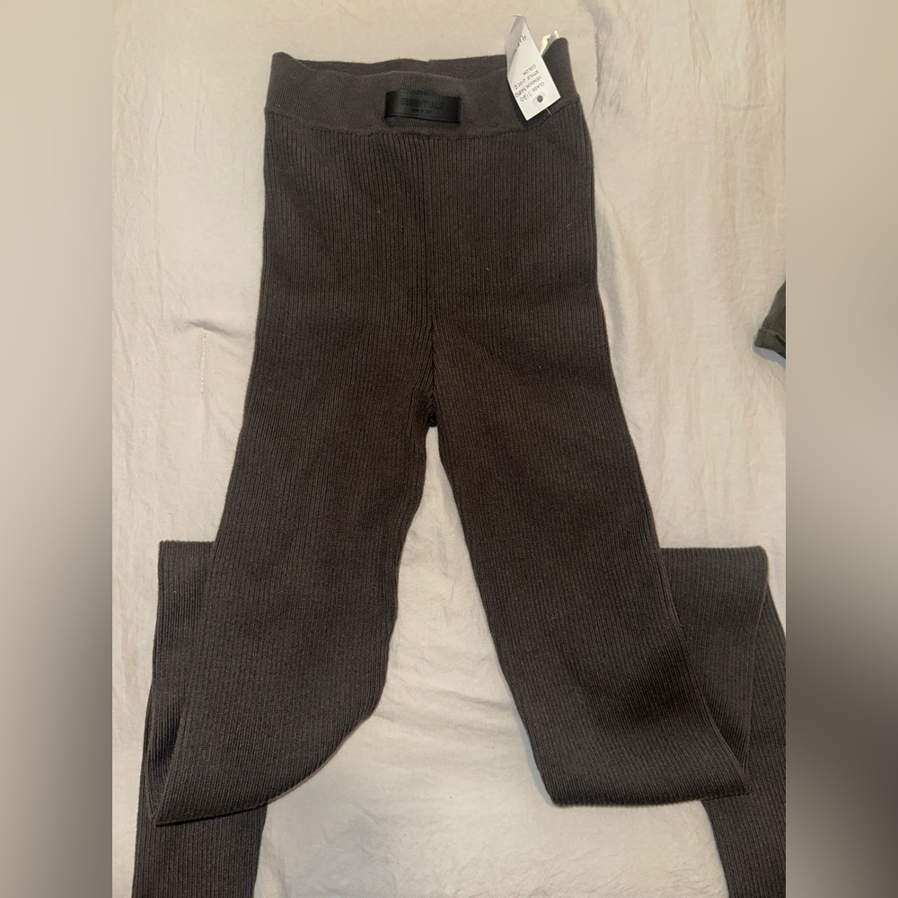 Essentials Fear of god fret leggings ribbed size small